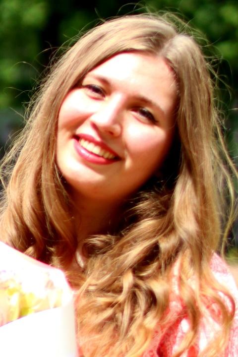 Julia (30) aus Osteuropa sucht einen Mann