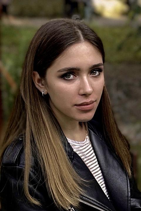 Maria sucht einen Partner über die Partnervermittlung Ukraine Foto von Maria, einer Frau aus der Ukraine auf Partnersuche