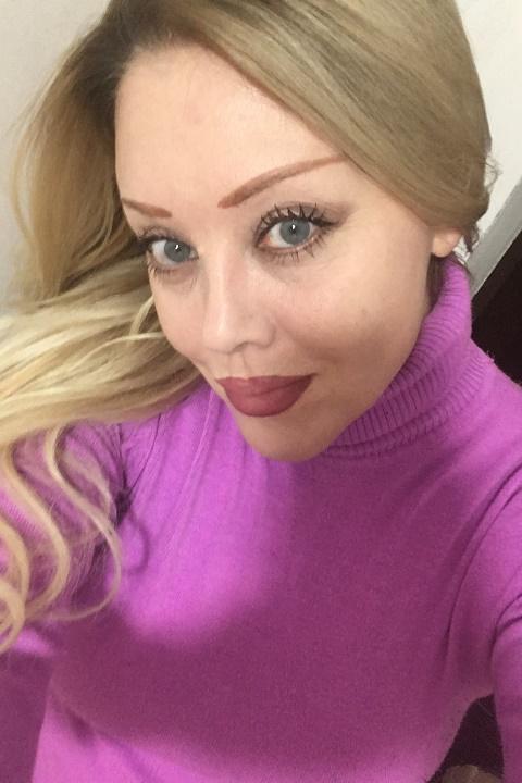 Tetyana (56) aus Osteuropa sucht einen Mann