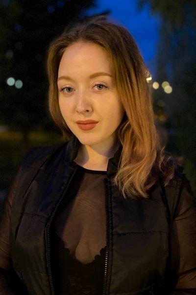 Evgenia sucht einen Partner über die Partnervermittlung Ukraine Foto von Evgenia, einer Frau aus der Ukraine auf Partnersuche