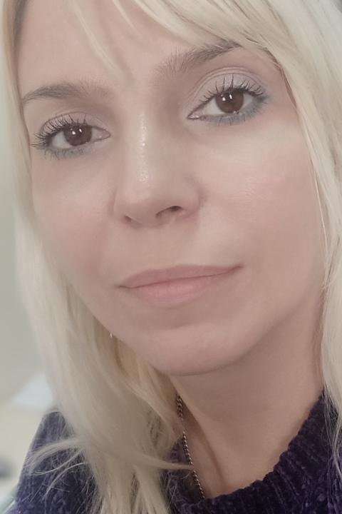 Nataliia (45) aus Osteuropa sucht einen Mann