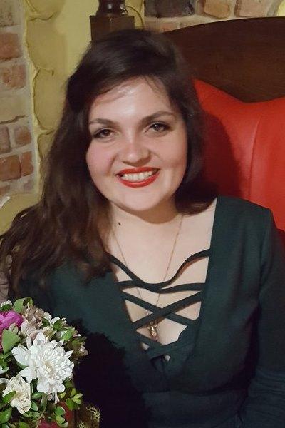 Viktoria (32) aus Osteuropa sucht einen Mann