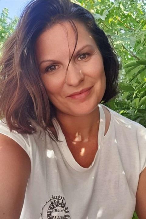 Liubov sucht einen Partner über die Partnervermittlung Ukraine Foto von Liubov, einer Frau aus der Ukraine auf Partnersuche
