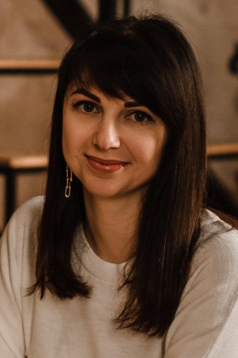 Iryna sucht einen Partner über die Partnervermittlung Ukraine Foto von Iryna, einer Frau aus der Ukraine auf Partnersuche