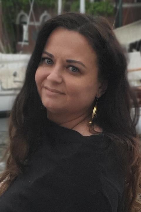 Tatiana (46) aus Osteuropa sucht einen Mann