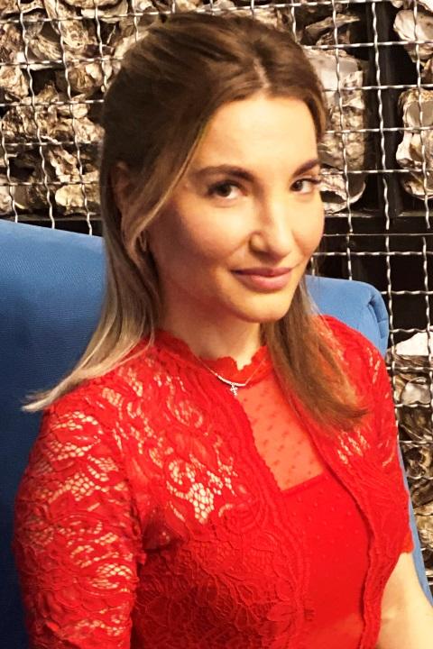 Inna (38) aus Osteuropa sucht einen Mann