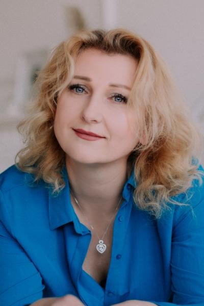 Svetlana (47) aus Osteuropa sucht einen Mann