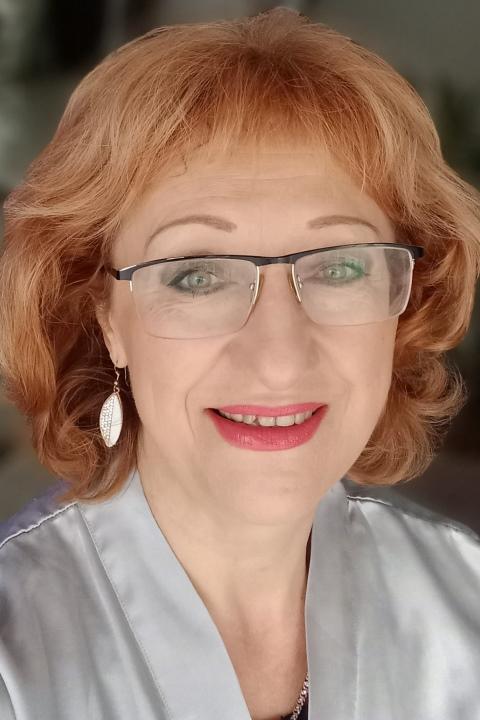 Larysa (58) aus Osteuropa sucht einen Mann