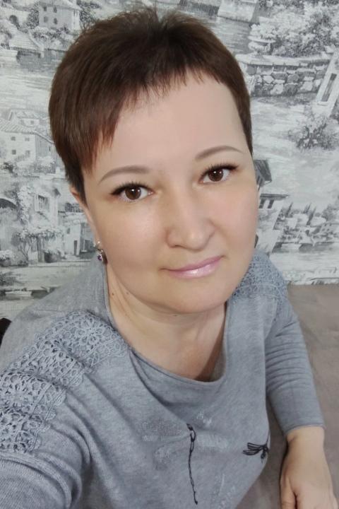 Natalya (44) aus Osteuropa sucht einen Mann