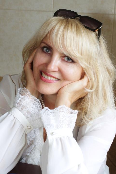 Eleonora (62) aus Osteuropa sucht einen Mann