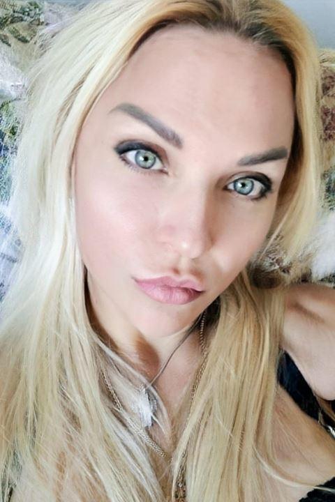 Tetyana sucht einen Partner über die Partnervermittlung Ukraine Foto von Tetyana, einer Frau aus der Ukraine auf Partnersuche