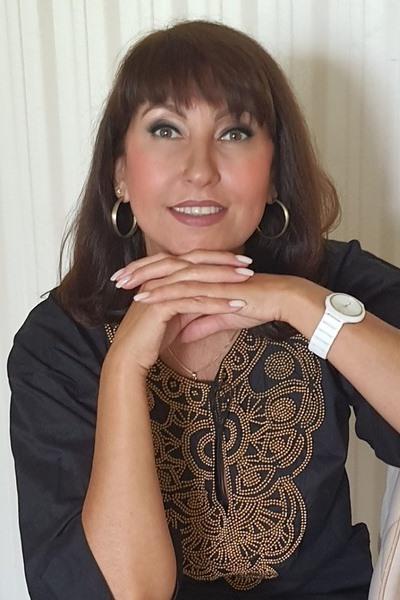 Irina (51) aus Osteuropa sucht einen Mann