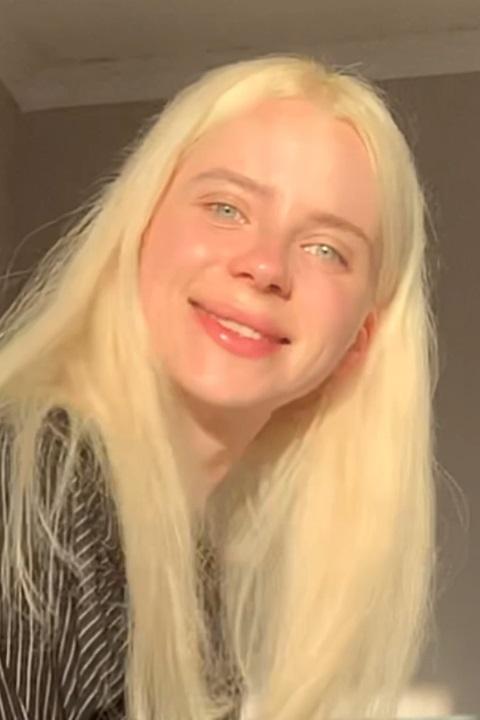 Kseniya (29) aus Osteuropa sucht einen Mann