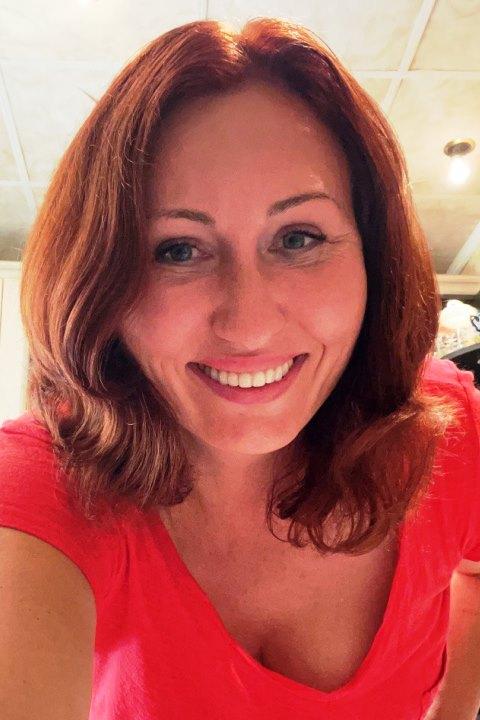 Elena (51) aus Osteuropa sucht einen Mann