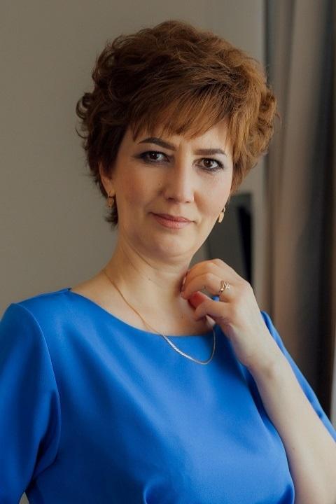 Svetlana (53) aus Osteuropa sucht einen Mann