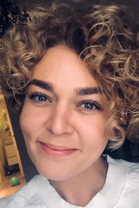 Anna sucht einen Partner über die Partnervermittlung Ukraine Foto von Anna, einer Frau aus der Ukraine auf Partnersuche