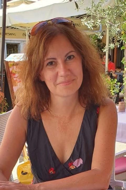 Anna (54) aus Osteuropa sucht einen Mann