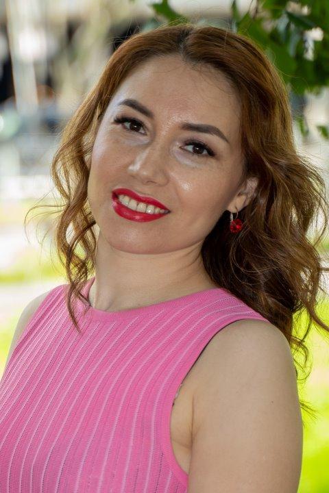 Taisya (34) aus Osteuropa sucht einen Mann