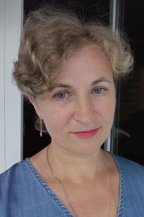 Elena (53) aus Osteuropa sucht einen Mann
