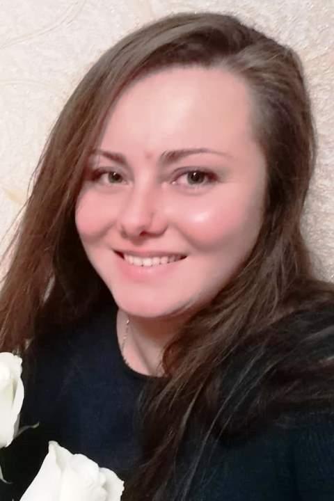 Olga (42) aus Osteuropa sucht einen Mann