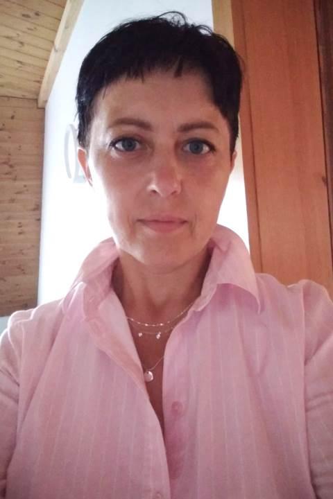 Elena (52) aus Osteuropa sucht einen Mann