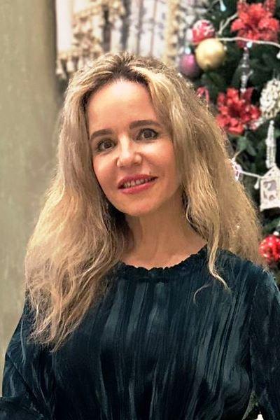 Alena (57) aus Osteuropa sucht einen Mann