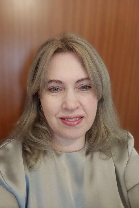 Marina (54) aus Osteuropa sucht einen Mann