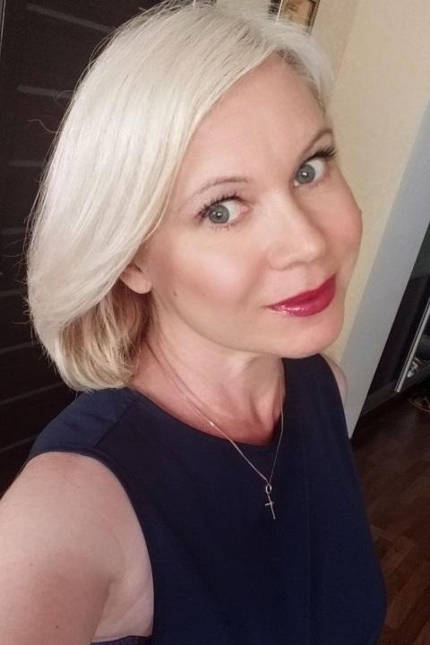 Larisa (54) aus Osteuropa sucht einen Mann