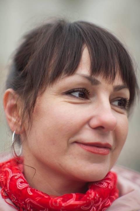 Alyona (41) aus Osteuropa sucht einen Mann