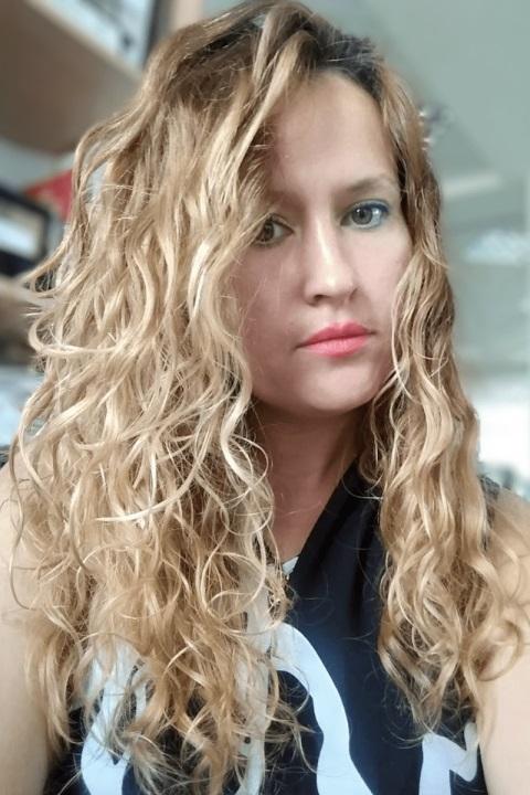 Svetlana (40) aus Osteuropa sucht einen Mann