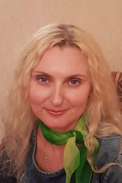 Oksana (49) aus Osteuropa sucht einen Mann