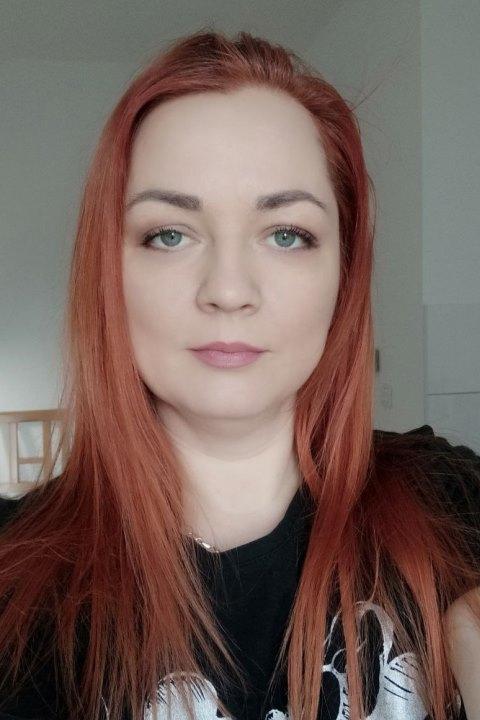 Anna (43) aus Osteuropa sucht einen Mann