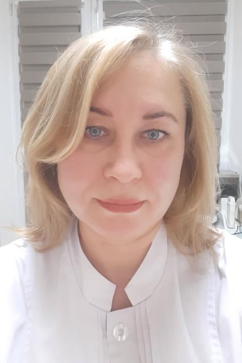 Alla (53) aus Osteuropa sucht einen Mann