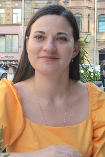 Olga (38) aus Osteuropa sucht einen Mann