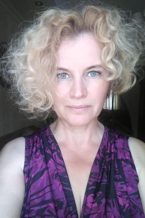 Irina (52) aus Osteuropa sucht einen Mann
