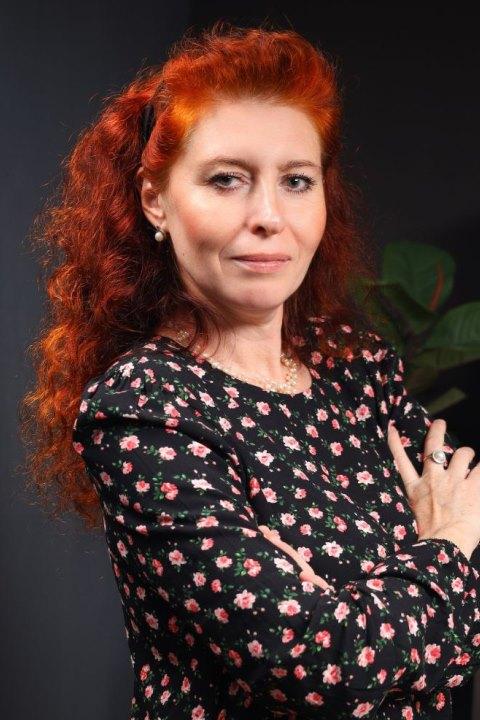 Elena (50) aus Osteuropa sucht einen Mann