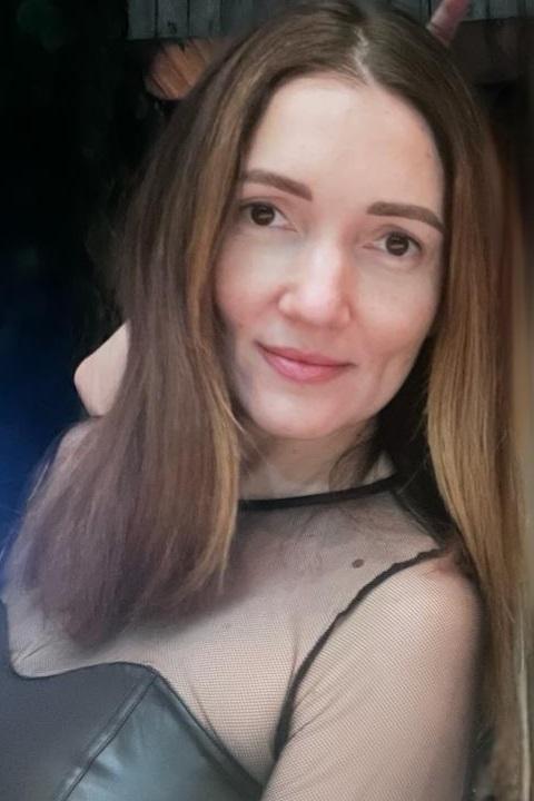 Valentina (44) aus Osteuropa sucht einen Mann