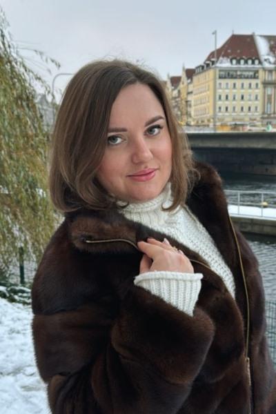 Kateryna (35) aus Osteuropa sucht einen Mann