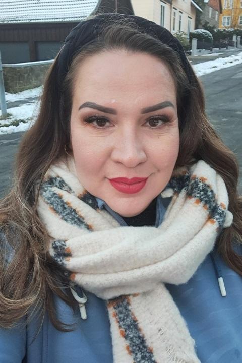 Yuliia (46) aus Osteuropa sucht einen Mann