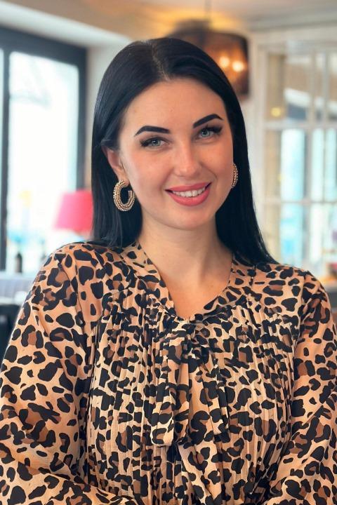 Anna sucht einen Partner über die Partnervermittlung Ukraine Foto von Anna, einer Frau aus der Ukraine auf Partnersuche