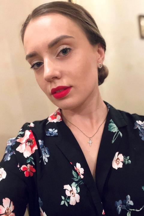 Evgenia (37) aus Osteuropa sucht einen Mann