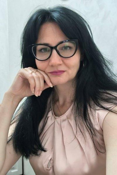 Auf Partnersuche bei Partnervermittlung: Foto von Oksana