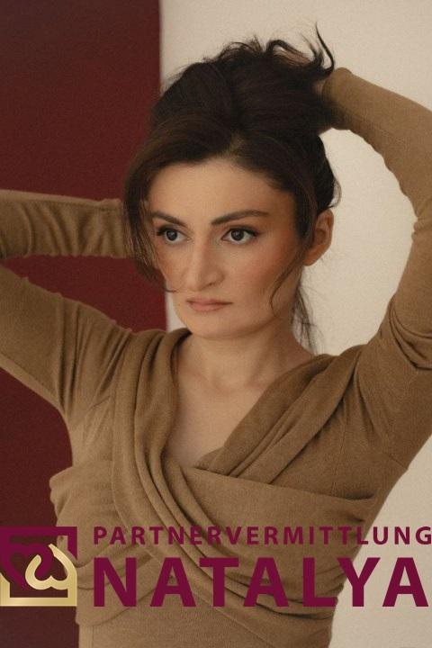 Sofiko, eine Frau aus der Ukraine, über unsere Partnervermittlung kennenlernen (Foto 3) Eine Frau auf Partnersuche: Foto 3 von Sofiko