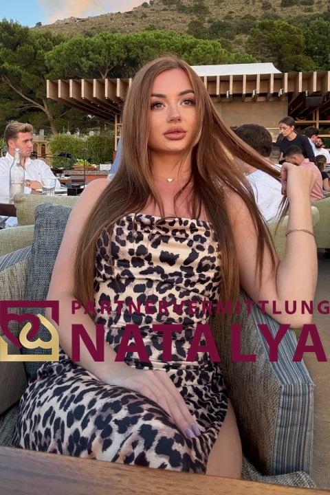 Oleksandra, eine Frau aus der Ukraine, über unsere Partnervermittlung kennenlernen (Foto 2) Eine Frau auf Partnersuche: Foto 2 von Oleksandra