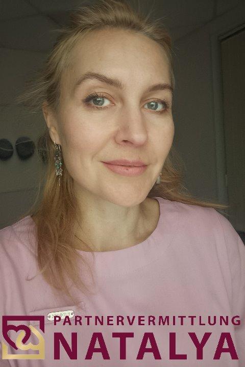 Mariya, eine Frau aus der Ukraine, über unsere Partnervermittlung kennenlernen (Foto 2) Eine Frau auf Partnersuche: Foto 2 von Mariya