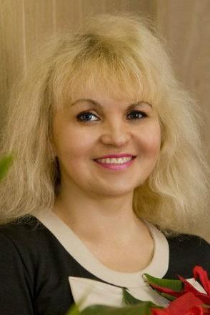 Anna (58) aus Osteuropa sucht einen Mann