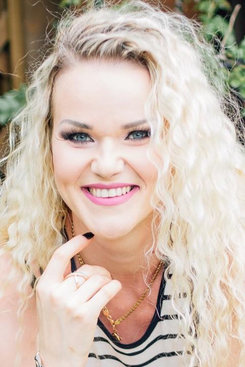 Viktoriya (40) aus Osteuropa sucht einen Mann